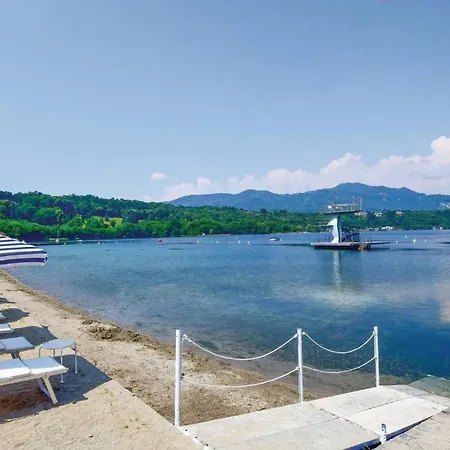 Due Laghi Апартаменты *